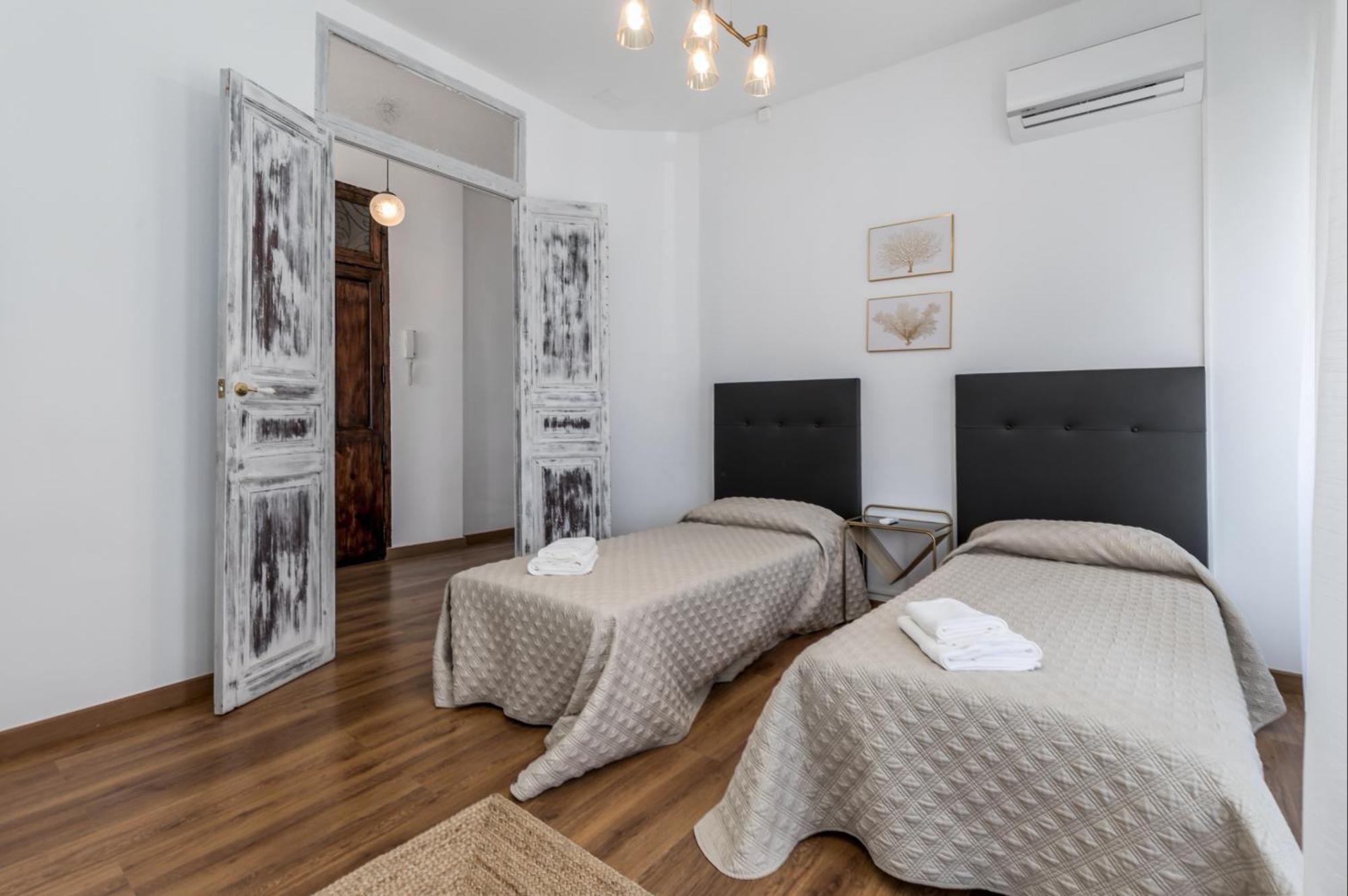 New Calabuig Apartaments Valencie Exteriér fotografie